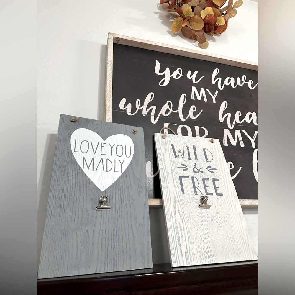 Set of 2 WOODEN 🤍 Farmhouse Style 🌿 Board Photo Signs with Clips